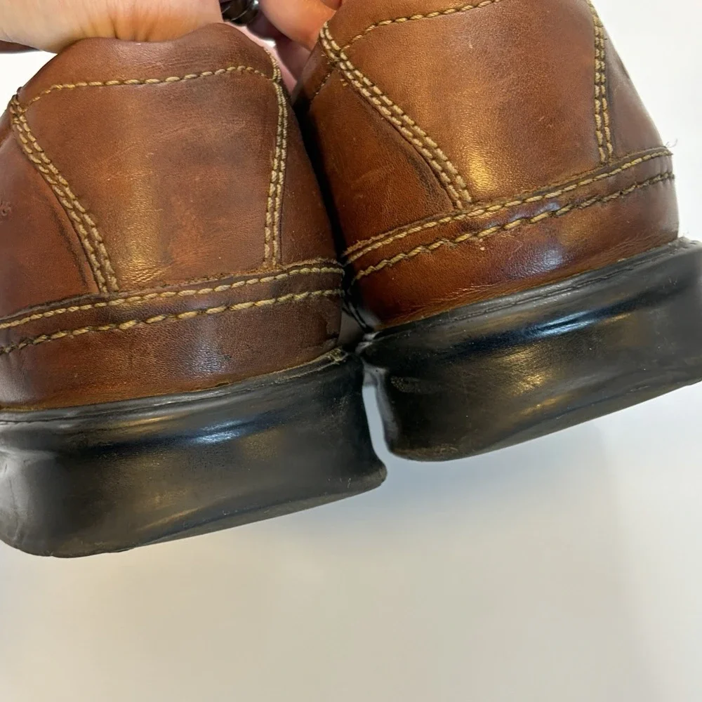 Clarks Mens Brown Leather Slip On Loafers/Casual/Career/Shoes/26068035